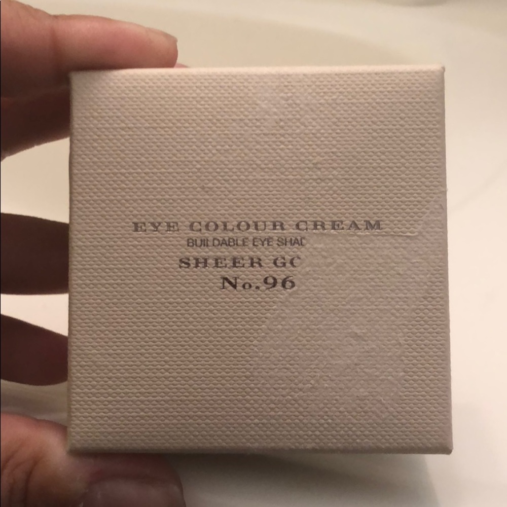 BRAND NEW BURBERRY EYE COLOUR CREAM💛 - Picture 2 of 6